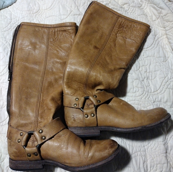 Frye boots - Picture 1 of 6